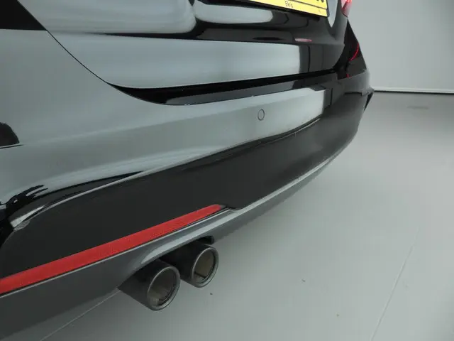 BMW 3 Serie Touring 320i 2019 Benzine 45