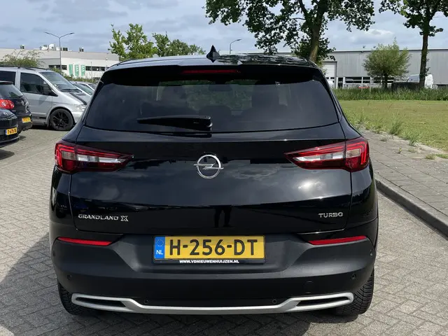 Opel Grandland X 1.2 Turbo Business Edition 2020 Benzine 8