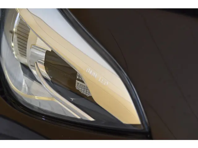 BMW 1 Serie 118i Essential 2015 Benzine 24
