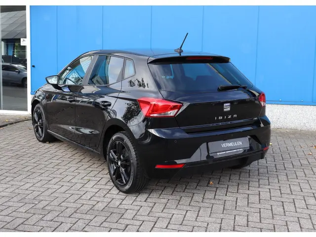 SEAT Ibiza 1.0 TSI Style Business Intense 2020 Benzine 18