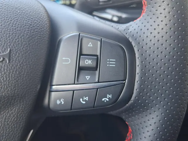 Ford Focus 1.0 EcoBoost Hybrid ST Line 2025 Benzine 20