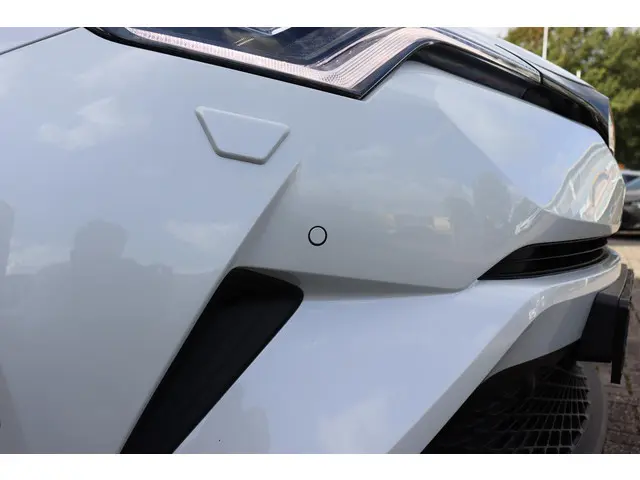 Toyota C-HR 1.8 Hybrid Executive 2019 Hybride Benzine 17