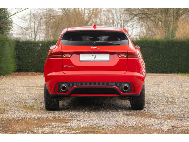 Jaguar E-PACE 2.0 P250 AWD First Edition 2018 Benzine 29