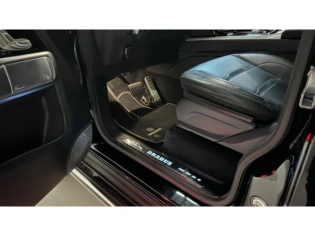 Mercedes-Benz G-Klasse 63 AMG BRABUS 2018 Benzine 7