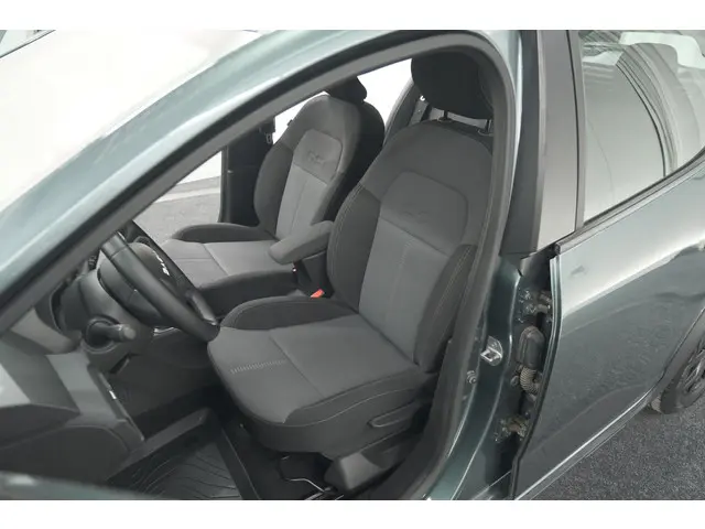 Dacia Sandero Stepway TCe 90 Extreme 2024 Benzine 28