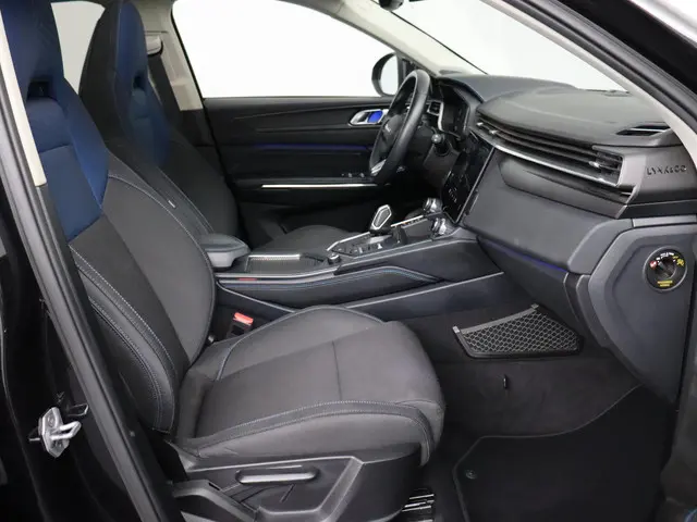 Lynk & Co 01 1.5 2023 Hybride Benzine 33