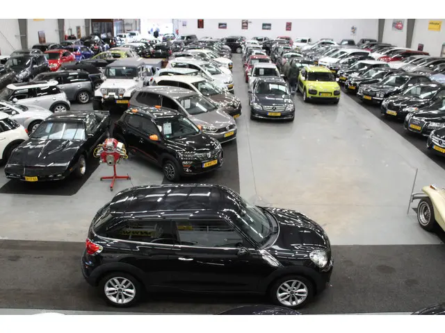 MINI Paceman Mini 1.6 Cooper Pepper 2013 Benzine 31