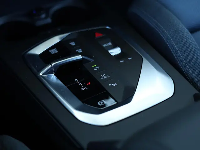 BMW 1 Serie 120 M Sport Design Edition 2025 Benzine 35