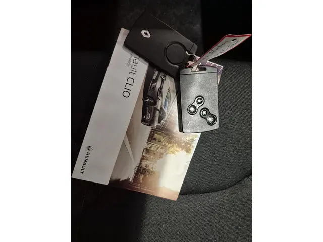 Renault Clio Estate TCe 90PK Limited 2019 Benzine 13