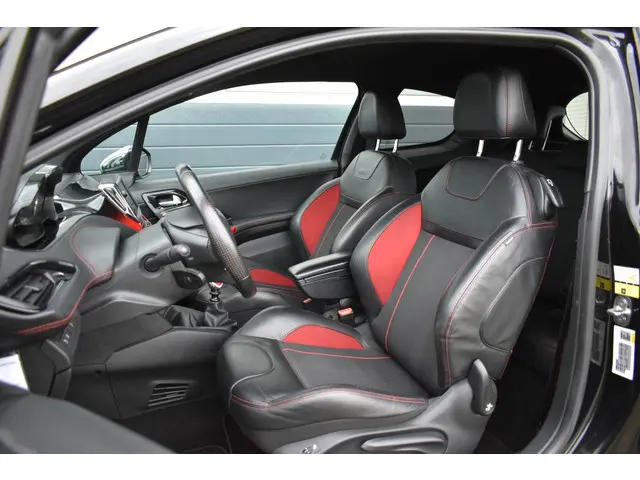 Peugeot 208 1.6 THP GTi 2015 Benzine 10