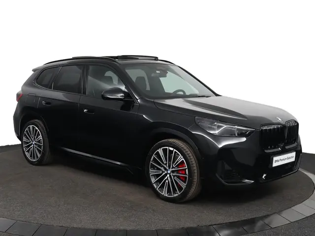 BMW X1 xDrive23i 2026 Benzine 12