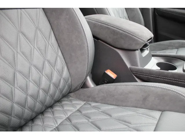 Nissan QASHQAI MHEV 158 Xtronic Tekna Plus 2025 Benzine 44