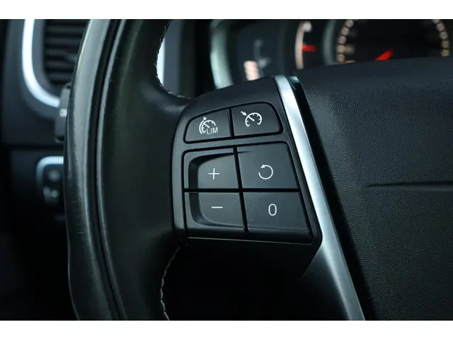 Volvo V60 2.0 T3 Polar+ Dynamic 2017 Benzine 25