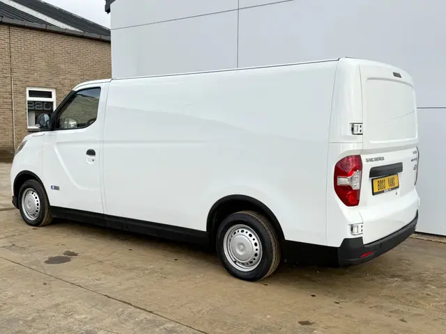 Maxus eDeliver3 Cargo 122PK 2025 Elektrisch 2