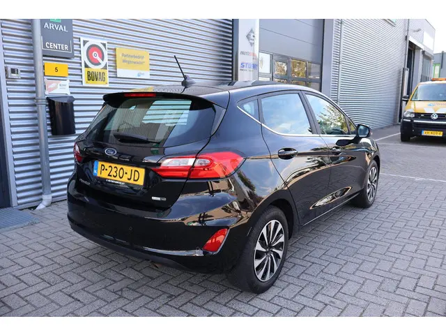 Ford Fiesta 1.0 Hybrid Titanium 2022 Hybride Benzine 11