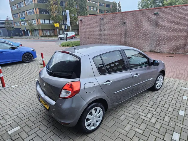 Renault Clio 1.2 16V NAP Airco Cruise 2012 Benzine 17