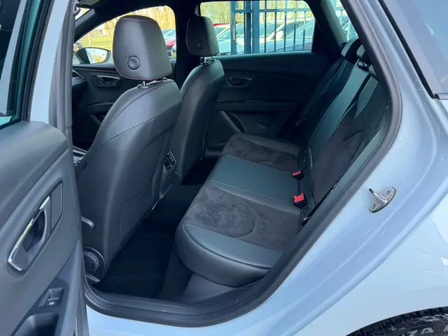 SEAT Leon ST 1.5 TSI FR 150PK Camera Led 2020 Benzine 14