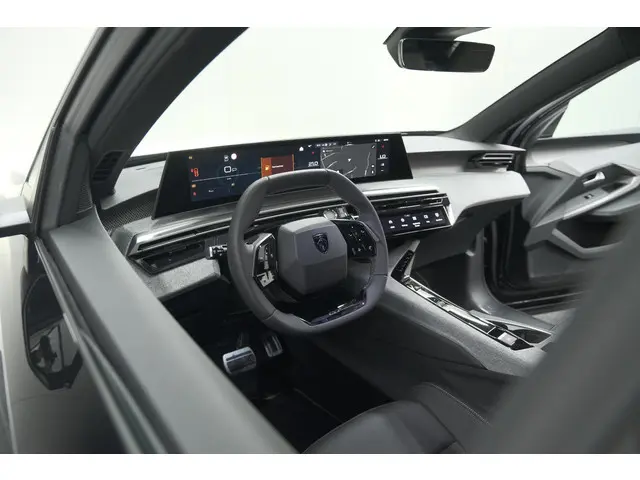 Peugeot 3008 Hybrid 145 e-DCS6 GT 2025 Hybride Benzine 5