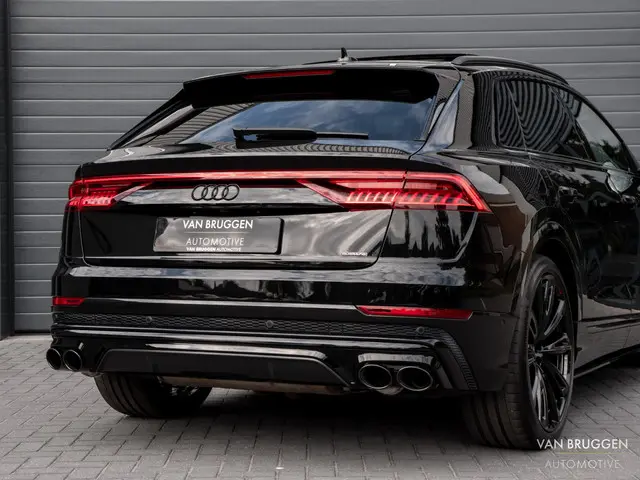 Audi Q8 60 TFSI E Quattro S-Line 2021 Hybride Benzine 60