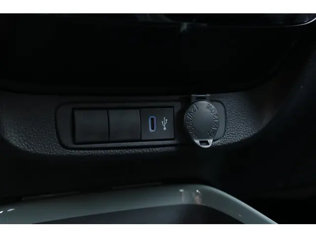 Toyota Aygo X 1.0 VVT-i MT Pulse, 2025 Benzine 27