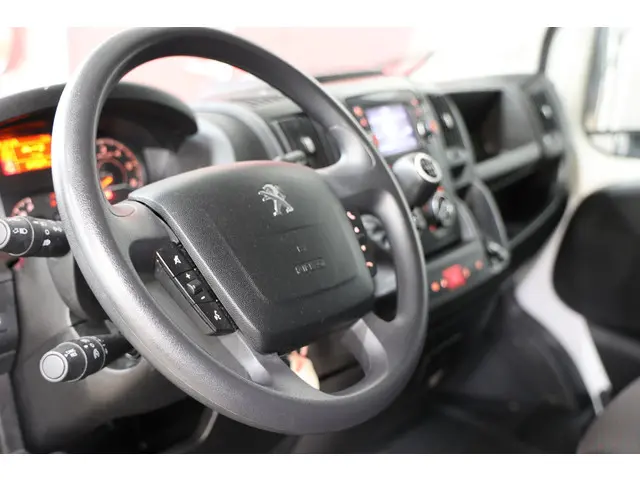 Peugeot Boxer 2.2 BlueHDi 140PK L4H3 2022 Diesel 7
