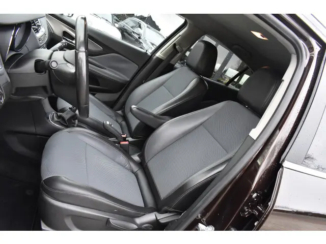 Opel Mokka 1.6 Cosmo 2013 Benzine 8