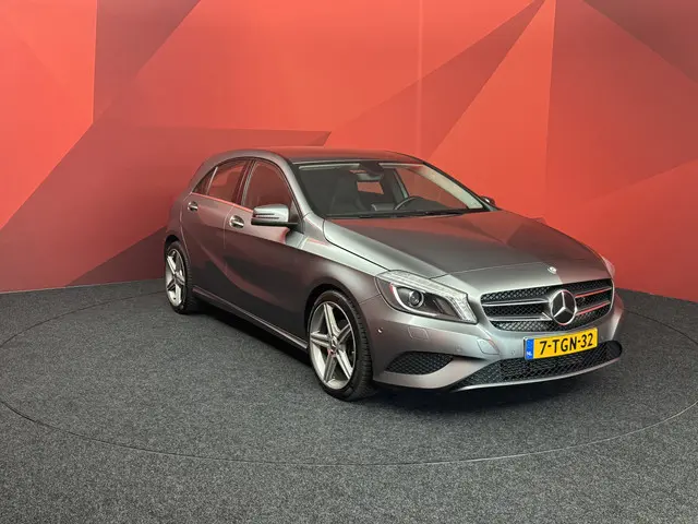 Mercedes-Benz A-Klasse 180 2014 Benzine 5