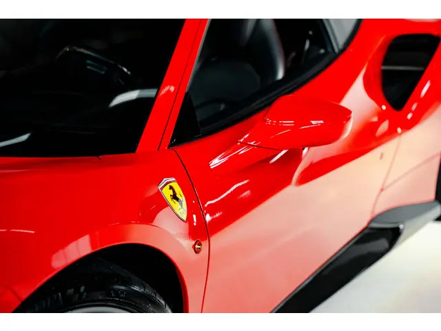 Ferrari 488 3.9 GTB HELE 2017 Benzine 17