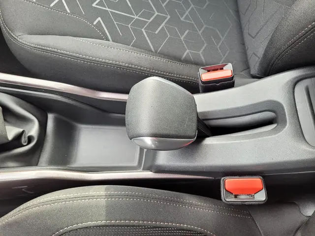 Peugeot 2008 1.2 VTi Active 2013 Benzine 18
