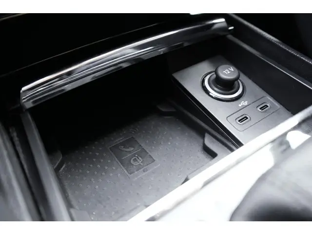 Škoda Karoq 1.5 TSI ACT Style 2021 Benzine 24