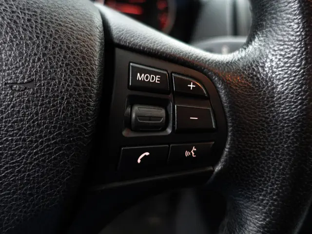 BMW 1 Serie 116i Business- 2012 Benzine 16