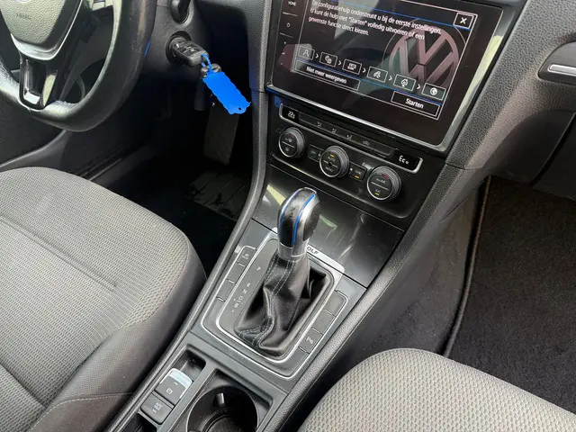 Volkswagen e-Golf E-Golf 2017 Elektrisch 22