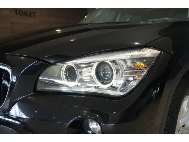 BMW X1 sDrive18i 2015 Benzine 30