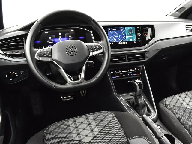 Volkswagen Polo 1.0 TSI 95pk DSG R-Line 2024 Benzine 28