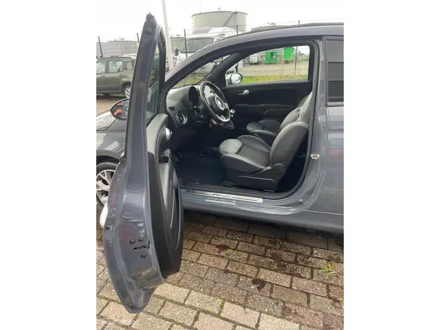 Fiat 500C 1.0 Hybrid Rockstar Cabrio 2020 Benzine 6