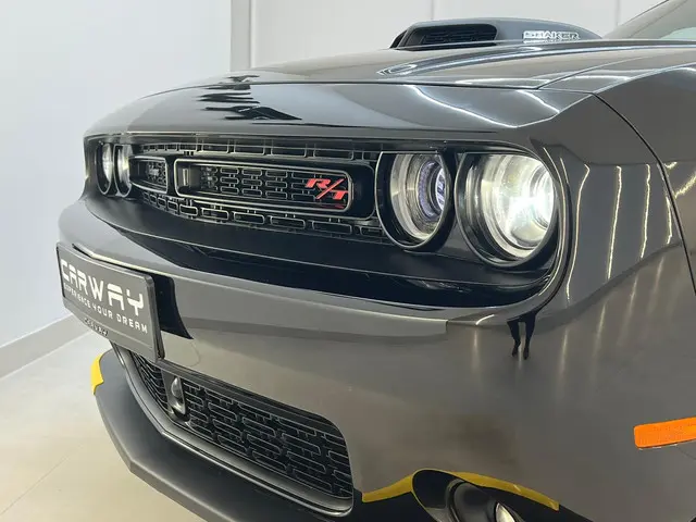 Dodge Challenger V8 Hemi R/T Shaker 2024 Benzine 6