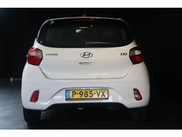 Hyundai i10 1.0 Comfort 5-zits | Carplay | DAB+ 2022 Benzine 4