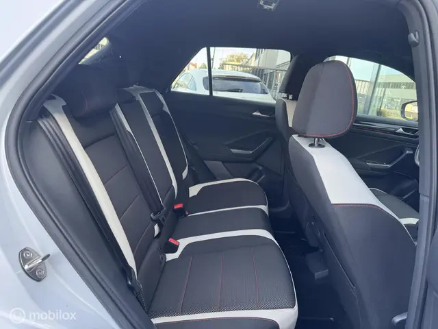Volkswagen T-Roc 2.0 TSI 4Motion Sport 2018 Benzine 25
