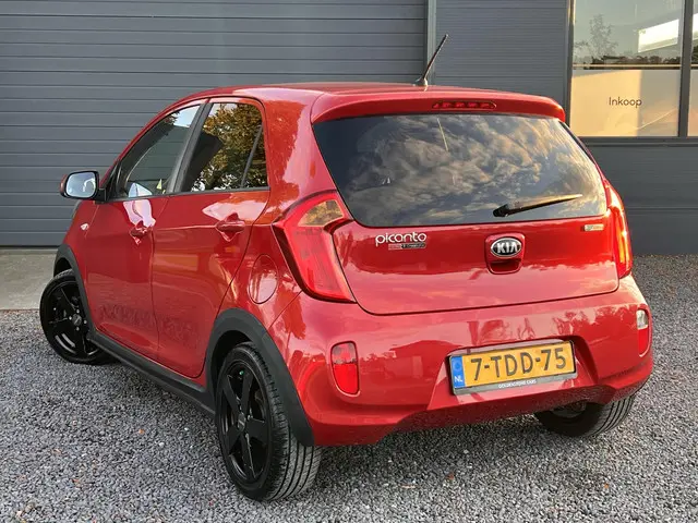 Kia Picanto 1.0 CVVT ISG R-Cross 2014 Benzine 5