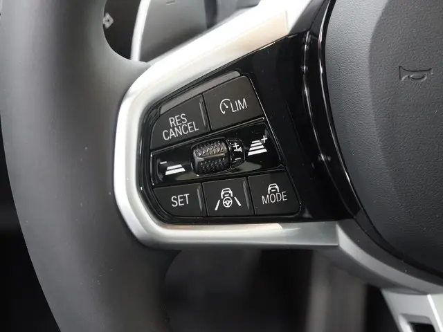 BMW 3 Serie 330e Sedan 2025 Hybride Benzine 19