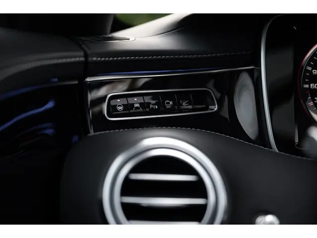 Mercedes-Benz S-Klasse Coupé AMG 65 2015 Benzine 17