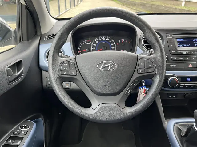 Hyundai i10 1.0i i-Motion Comfort 2015 Benzine 39