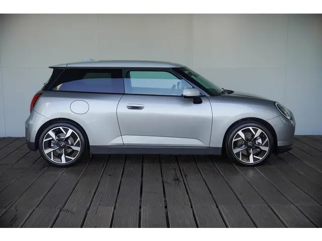 MINI 3-Deurs E 2025 Elektrisch 4