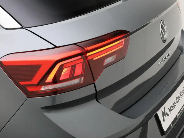 Volkswagen T-Roc 1.5TSI/150PK R-Line DSG 2025 Benzine 36