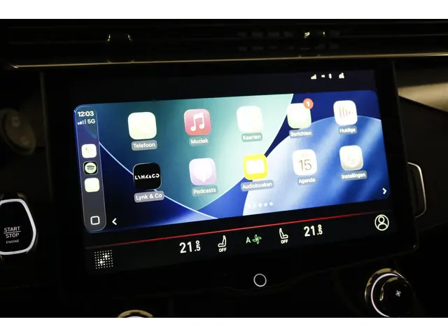 Lynk & Co 01 1.5 2023 Hybride Benzine 27