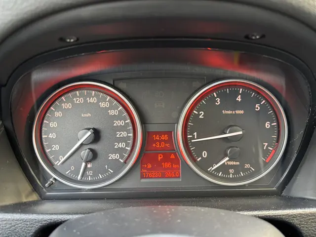 BMW X1 xDrive28i High Executive 2015 Benzine 20