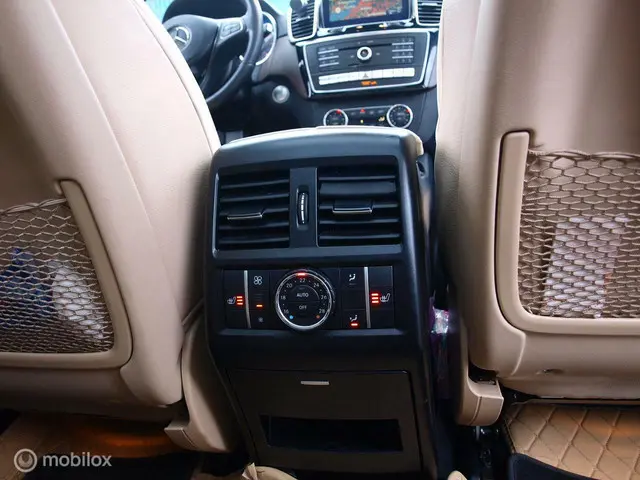 Mercedes-Benz GLS 500 4MATIC 2017 Benzine 10