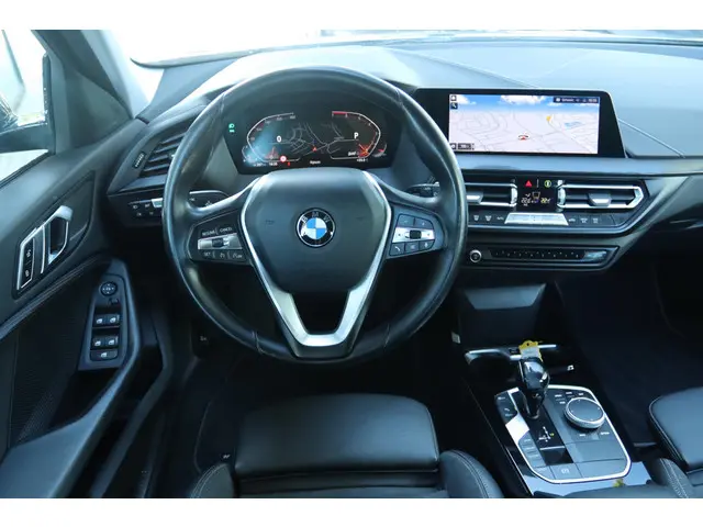 BMW 1 Serie 118I EXECUTIVE EDITION AUT. 2019 Benzine 17