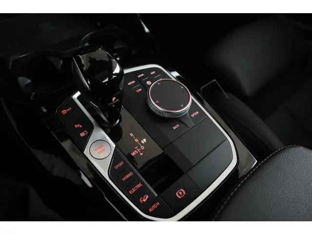 BMW X3 xDrive30e 2023 Hybride Benzine 31