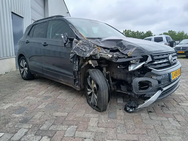 Volkswagen T-Cross 1.0 TSI Life SCHADEAUTO!!! 2019 Benzine 5